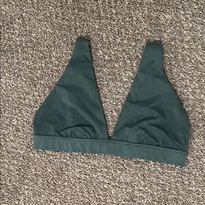Lululemon triangle bra. 10